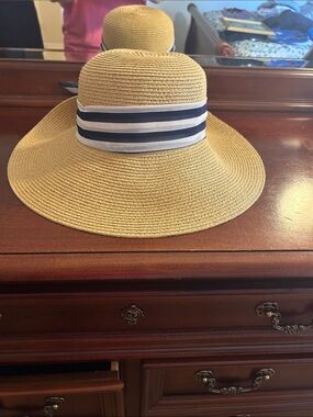 Nine West Striped Bow Straw Sun Hat - Navy & White